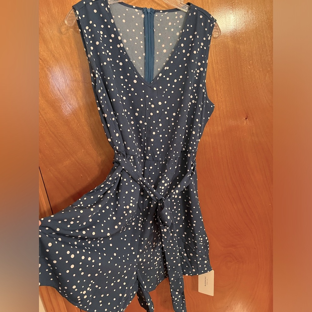 BloomChic, Sz 10, Teal Polka Dot Sleeveless Romper - NWT